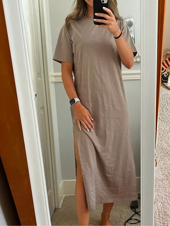 Abercrombie & Fitch Dresses & Skirts - Abercrombie & Fitch Taupe Maxi T-Shirt Dress